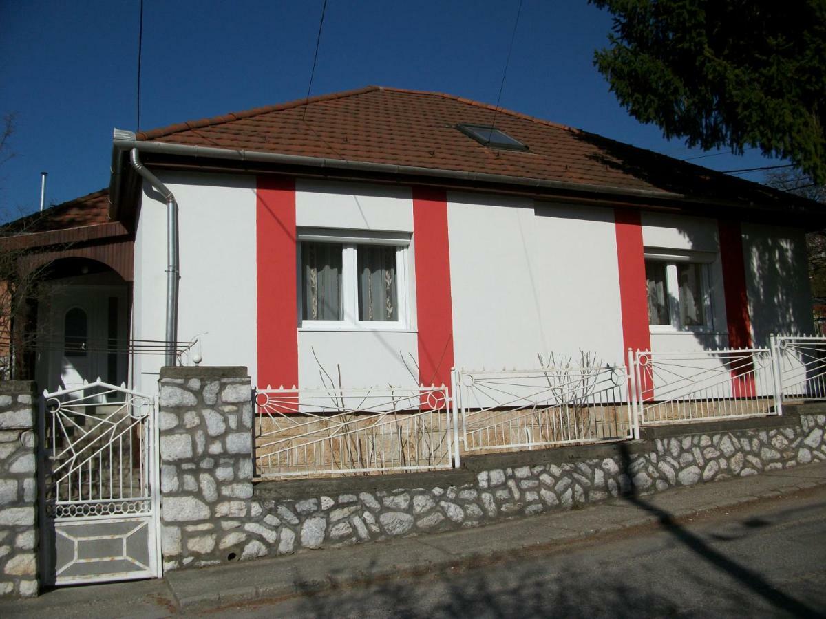 Fuege Vendeghaz Hotel Miskolc Exterior photo